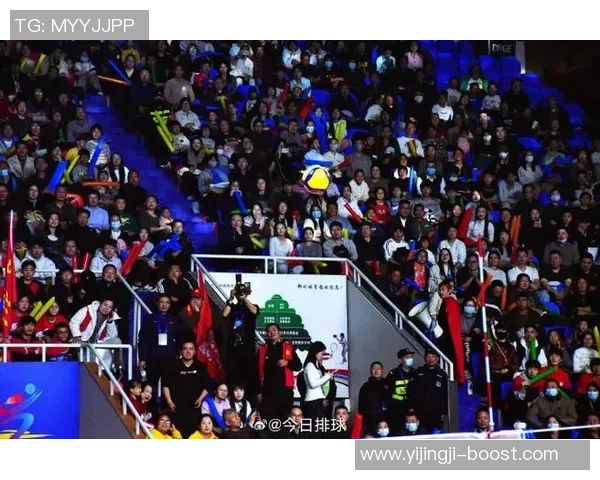 姚明领衔球队荣耀归来全场观众热情欢呼气氛高涨