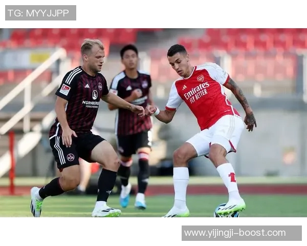 世界杯激战巴萨与AC米兰平局绝杀瞬间引发全场狂欢数据解析尽显精彩