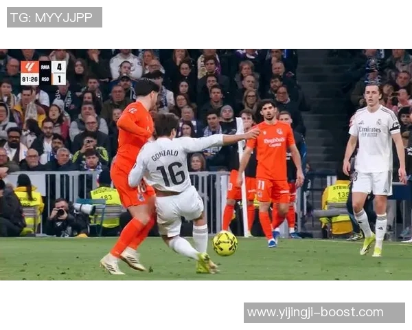 英超焦点战：皇马3-0拜仁乌龙球引发争议与全场沸腾