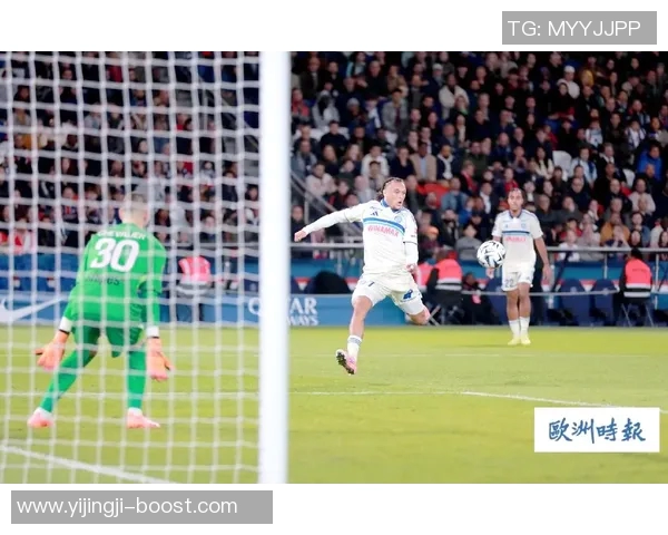 世界杯激战巴黎圣日耳曼大胜里昂战术解析与精彩瞬间回顾